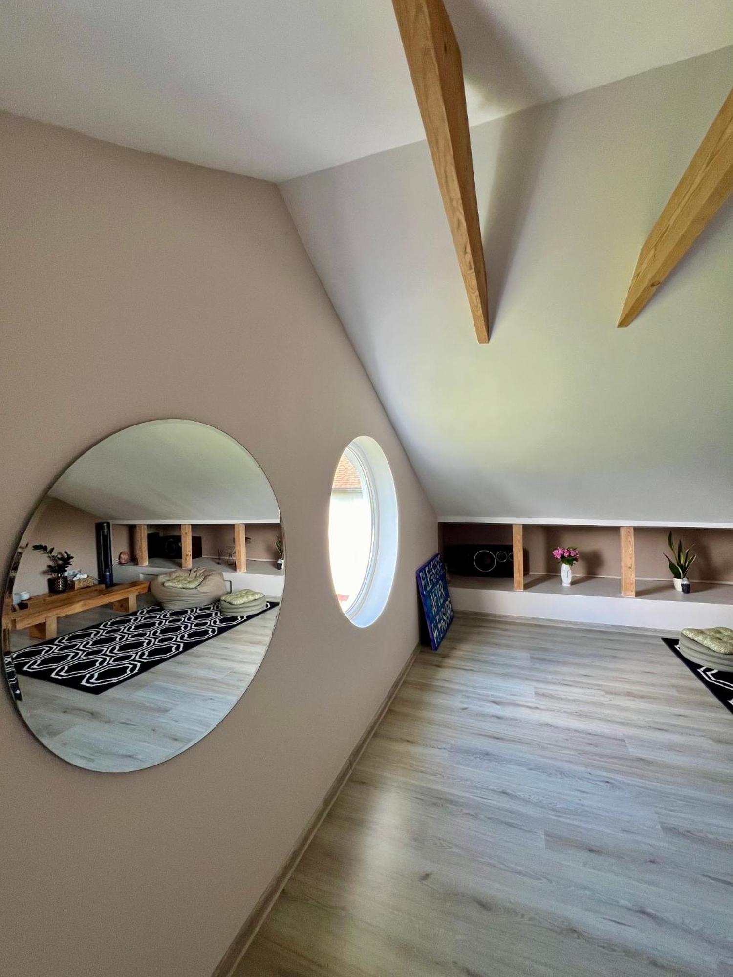 Two Story Tiny House Holiday home *